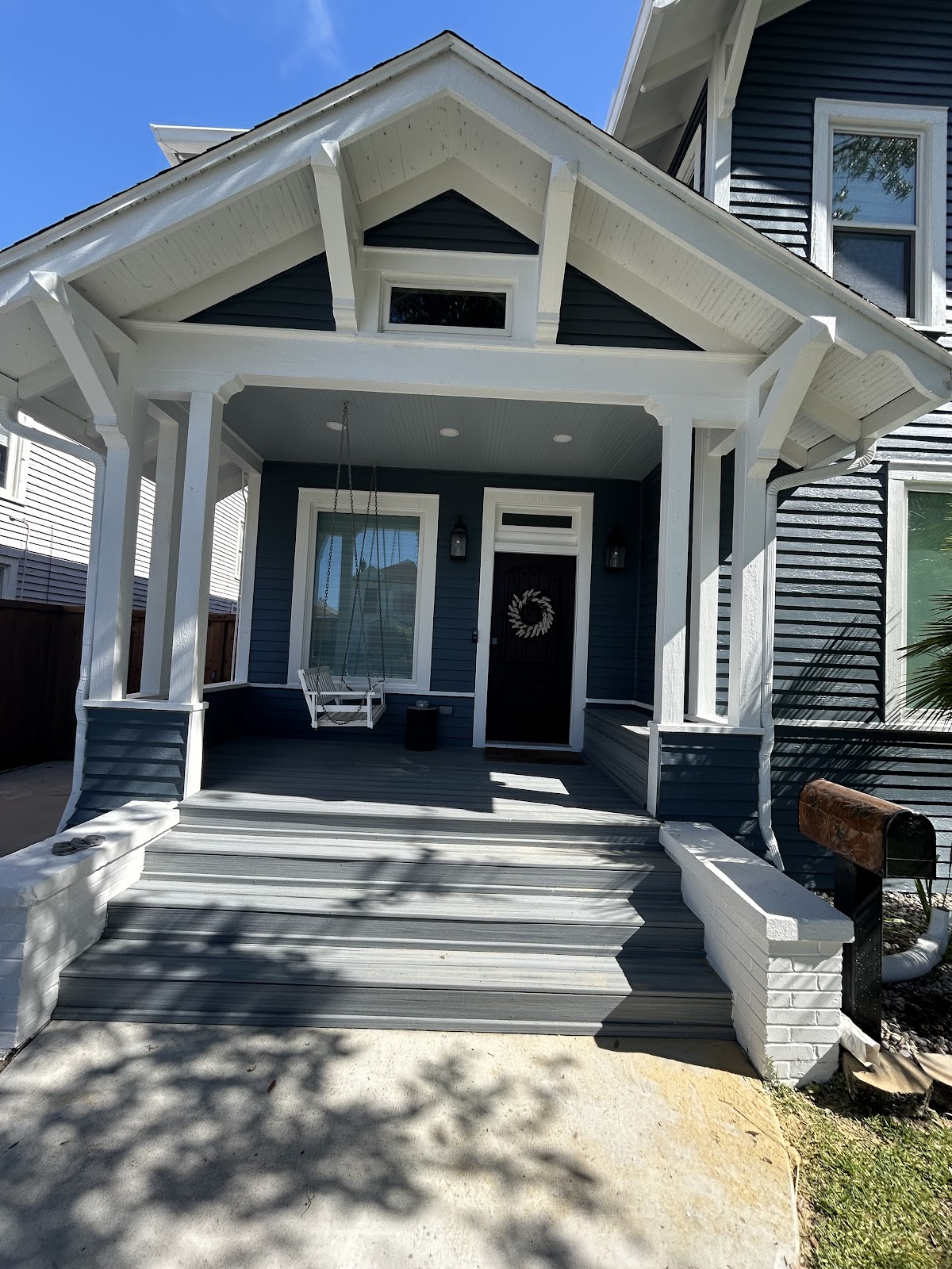 Beautifully painted craftsman home exterior by Pirate's Painting